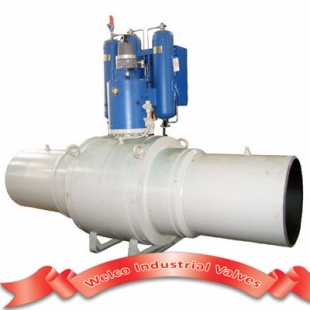 Gas over oil pipeline ball valve