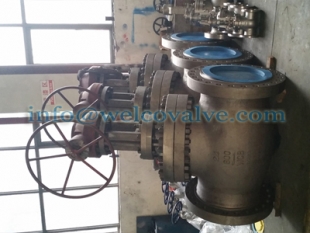 ANSI Class 600 24" globe valve