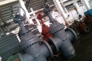 Metal to metal seated flat gate valve